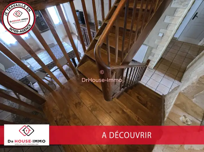 Maison 7 pièces de 186 m² - La Mothe-Saint-Héray (79800)