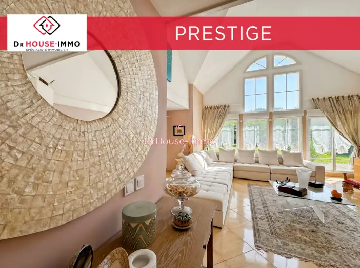 Maison 7 pièces de 194 m² - Montévrain (77144)