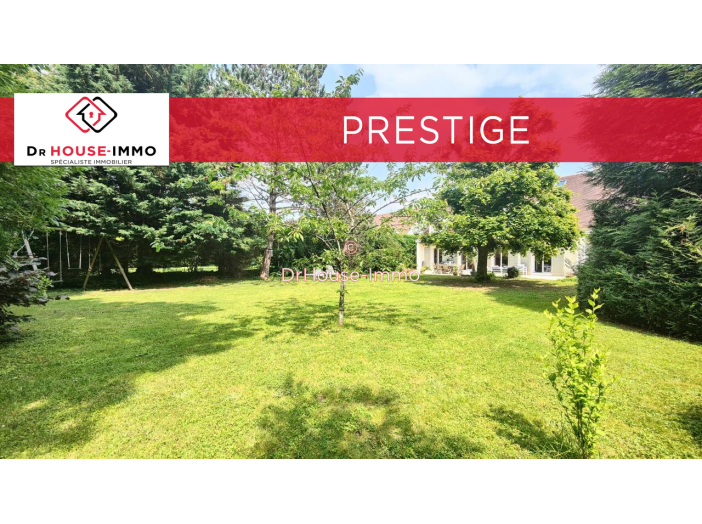 Maison de 241m² - 9 pièces
