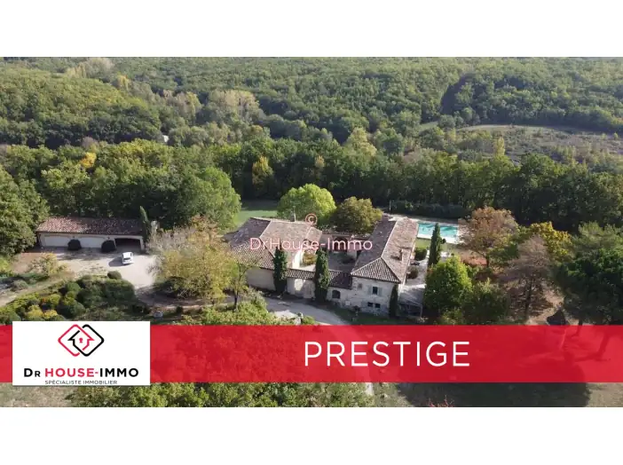 Domaine 12 pièces de 420 m² - Amarens (81170)