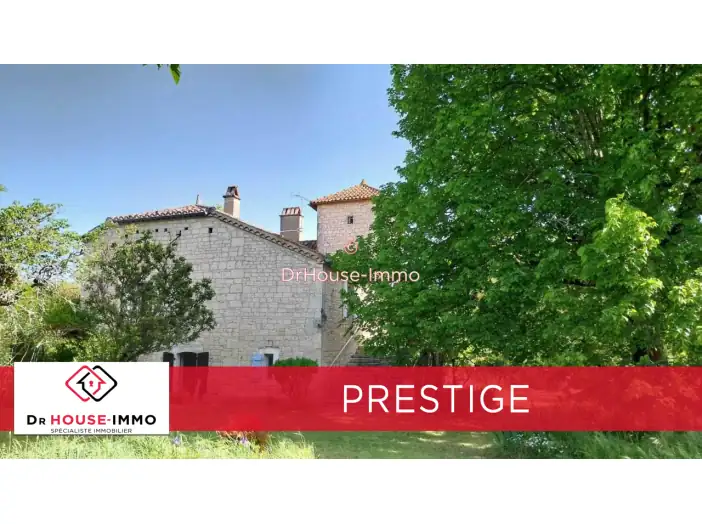 Maison 10 pièces de 210 m² - Cieurac (46230)