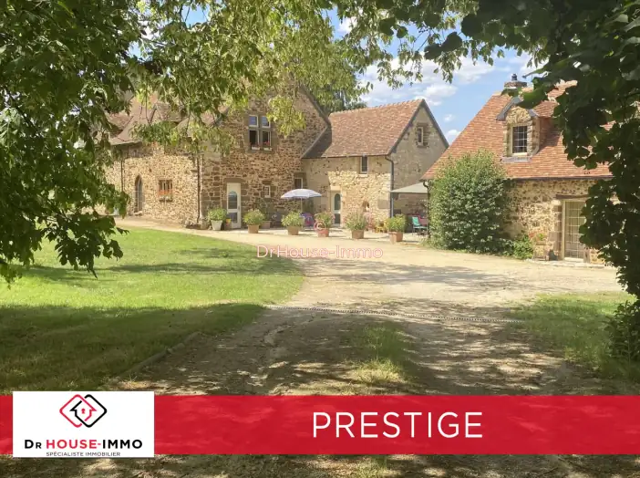 Maison 14 pièces de 350 m² - Le Mans (72000)