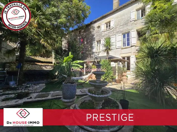 Maison 13 pièces de 465 m² - La Mothe-Saint-Héray (79800)