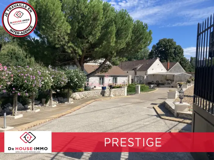 Maison 11 pièces de 416 m² - Préfontaines (45490)