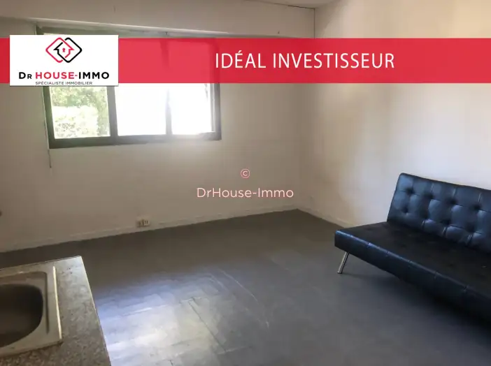 Immeuble 2 pièces de 30 m² - Marseille (13013)