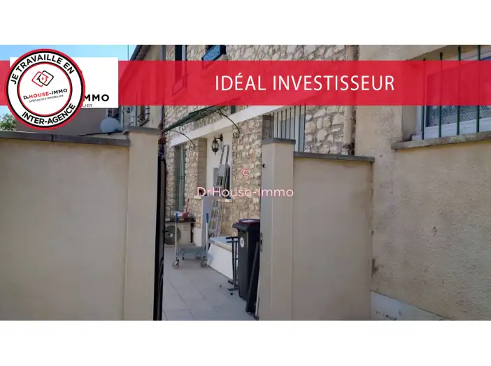 Immeuble 5 pièces de 191 m² - Champagne-sur-Seine (77430)