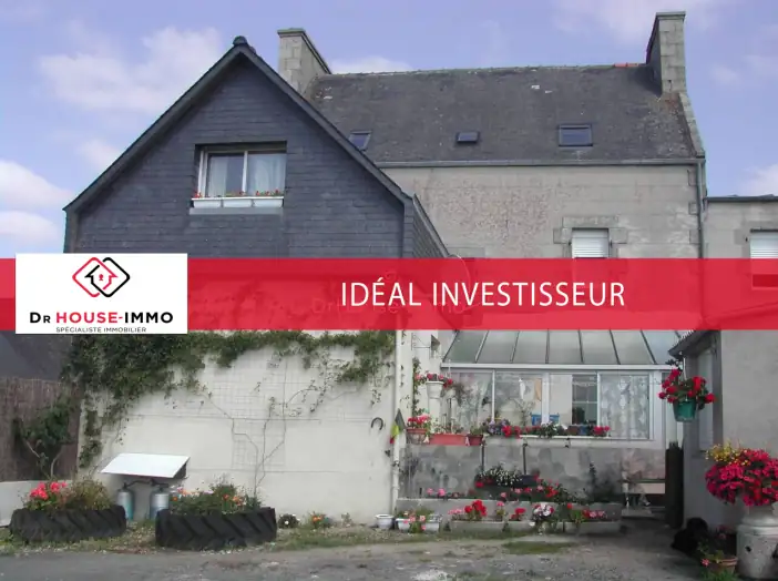 Maison 15 pièces de 256 m² - Plouescat (29430)