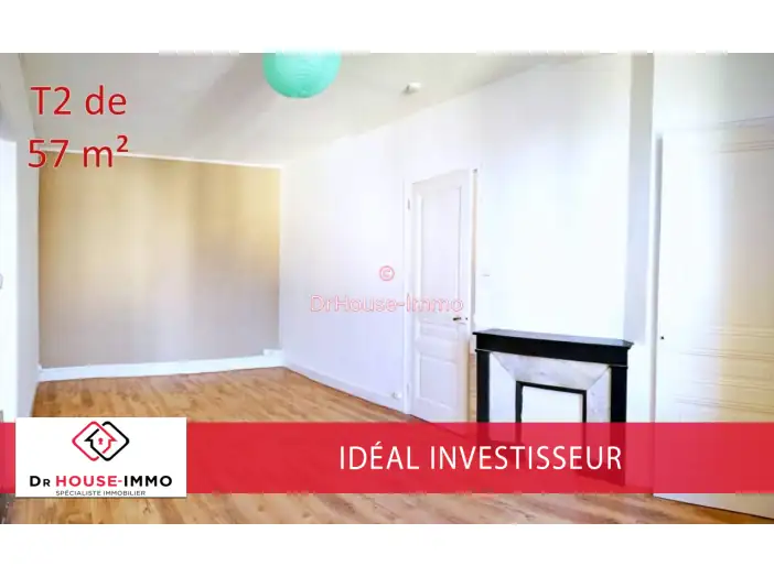 Immeuble 5 pièces de 136 m² - Saint-Étienne (42100)