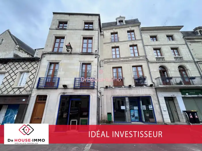 Immeuble 10 pièces de 300 m² - Loudun (86200)