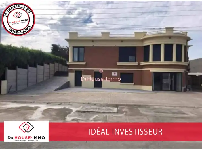 Immeuble 28 pièces de 220 m² - Lambres-lez-Douai (59552)
