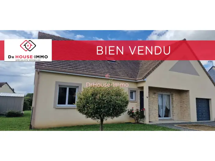 Maison 5 pièces de 140 m² - Saint-Cosme-en-Vairais (72110)