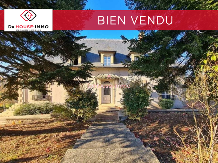 Maison de 452m² - 13 pièces