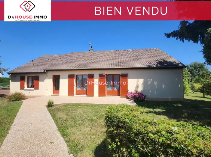 Maison 5 pièces de 115 m² - Souligné-sous-Ballon (72290)