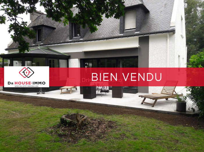 Maison de 201m² - 8 pièces