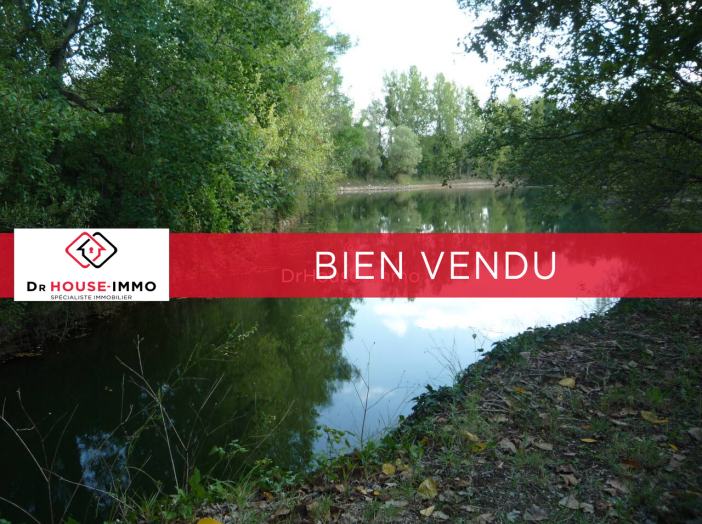 Terrain de 16832m²