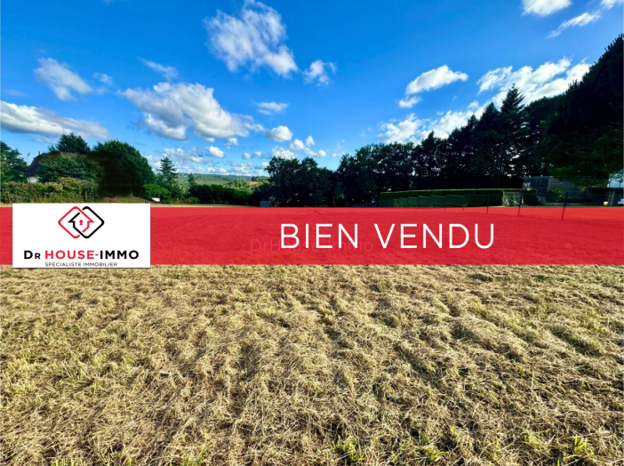 Terrain de 1989m²