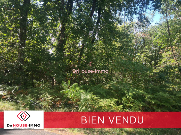 Terrain de 2615m²