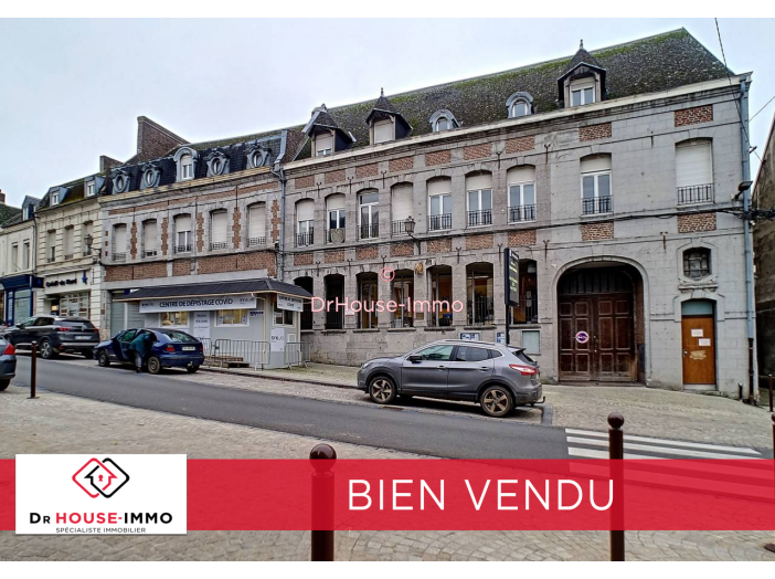 Immeuble de 1700m² - 15 pièces
