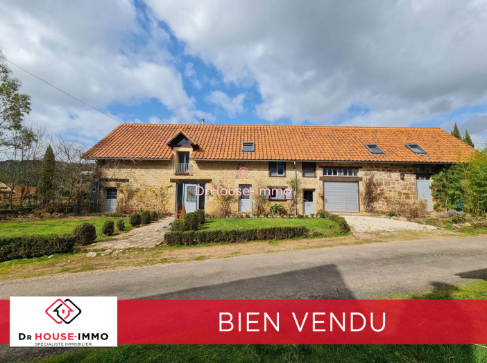 Maison de 296m² - 12 pièces