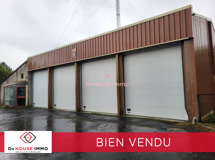 Immeuble mixte de 230m² - 2 pièces