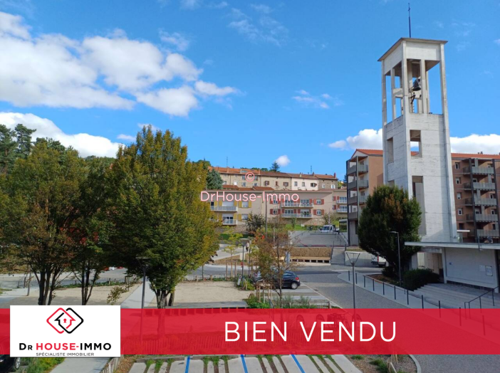 Appartement 3 pièces de 67 m² - Le Puy-en-Velay (43000)