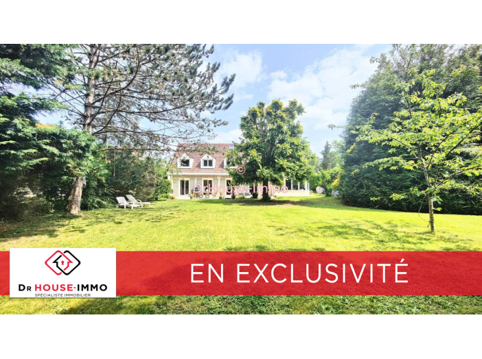 Maison de 241m² - 9 pièces