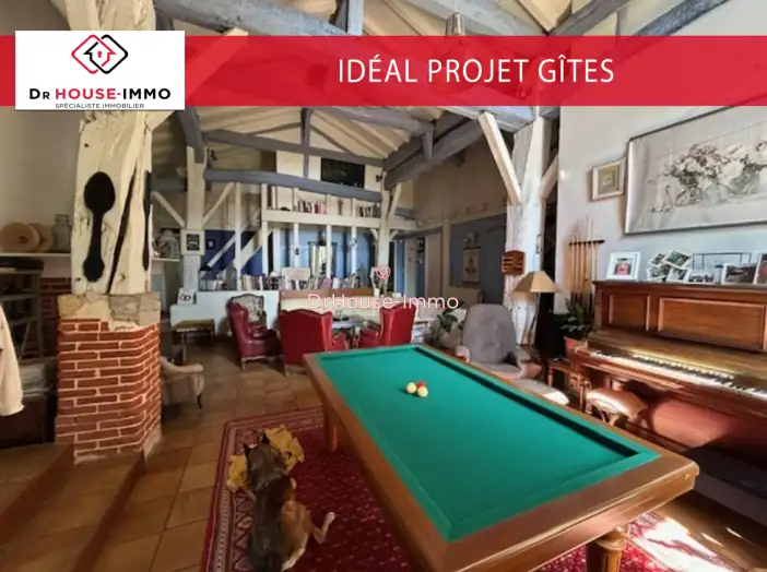 Maison 8 pièces de 240 m² - Saint-Vincent-de-Tyrosse (40230)