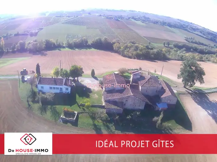 Maison 12 pièces de 235 m² - Itzac (81170)