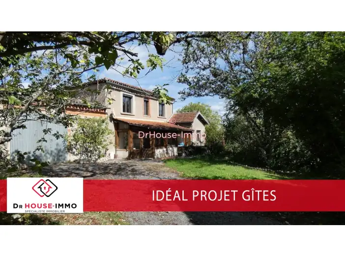 Maison 10 pièces de 210 m² - Andillac (81140)