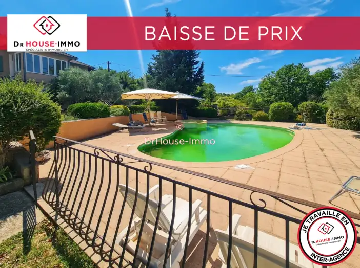 Maison 10 pièces de 240 m² - Allemagne-en-Provence (04500)