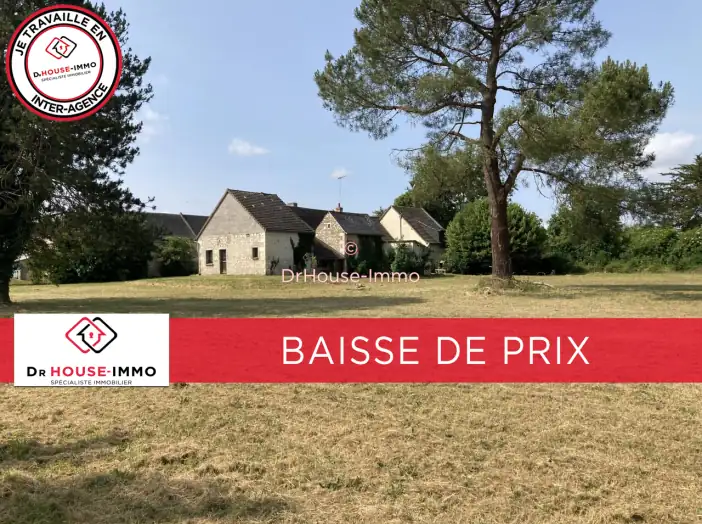 Maison 9 pièces de 238 m² - Bréhémont (37130)