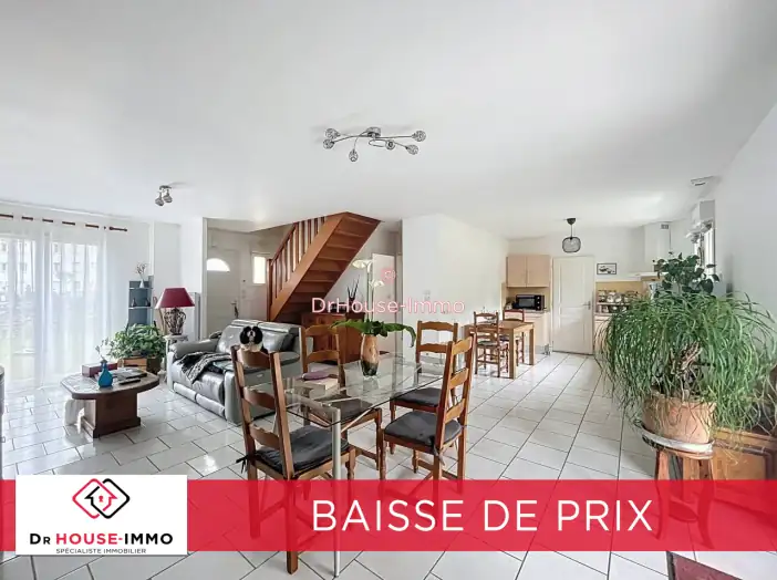 Maison 4 pièces de 106 m² - Savigné-sur-Lathan (37340)