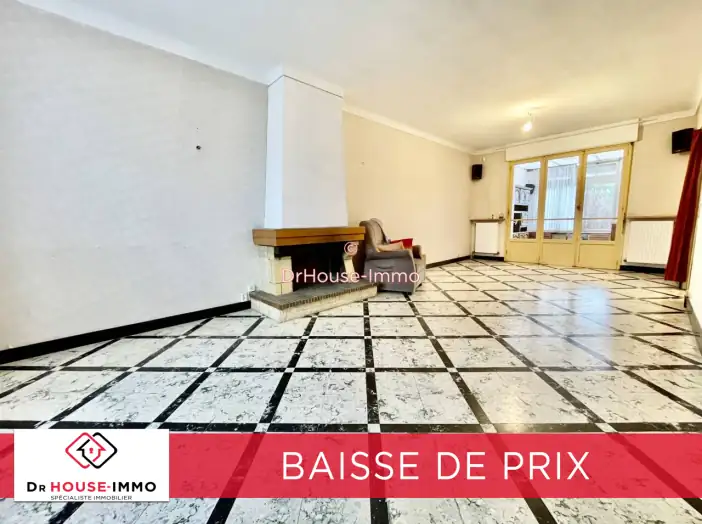 Maison 8 pièces de 150 m² - Beuvrages (59192)