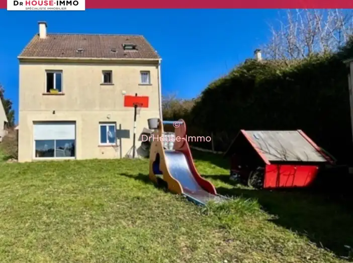 Maison 7 pièces de 120 m² - Vernon (27200)