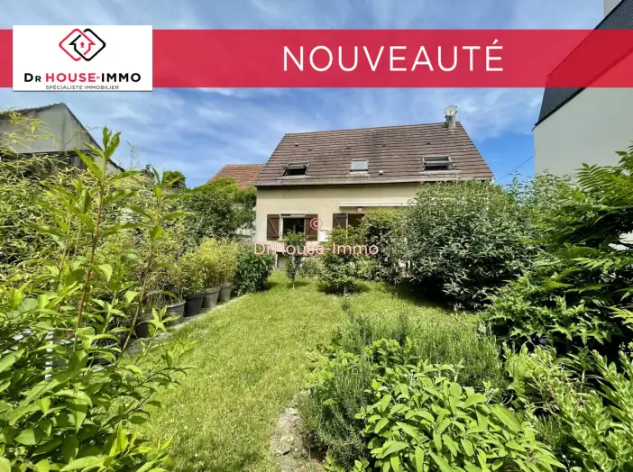 Maison 6 pièces de 110 m² - Chessy (77700)