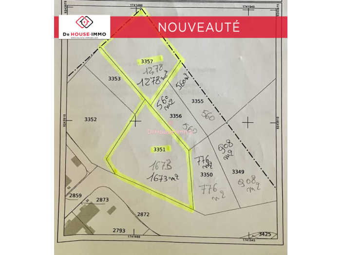 Terrain de 2951m²