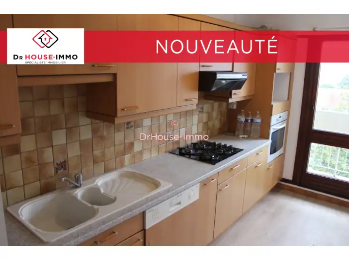 Appartement 4 pièces de 80 m² - Angoulême (16000)