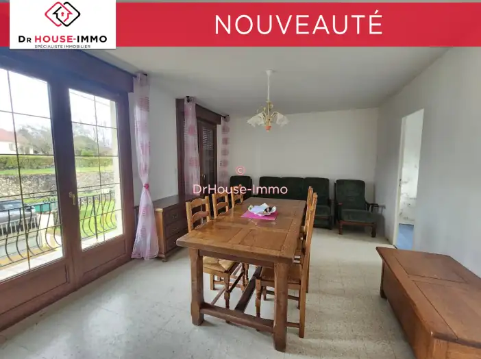 Maison 4 pièces de 73 m² - Saint-Aubin-de-Locquenay (72130)