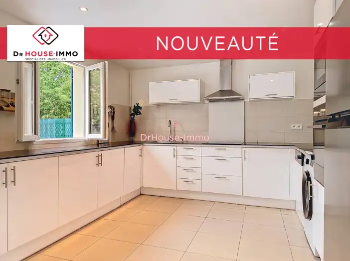 Maison 6 pièces de 120 m² - Ecquevilly (78920)