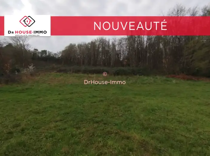 Terrain de 4 127 m² - Carsac-Aillac (24200)