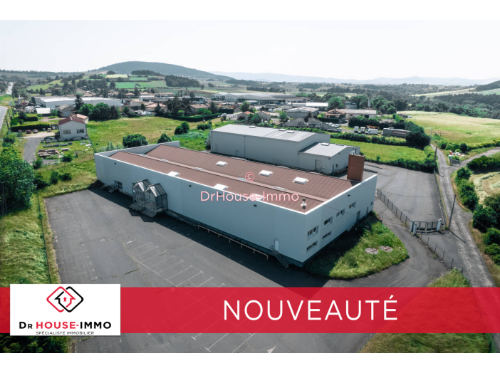 Commerce de 2266m² - 7 pièces