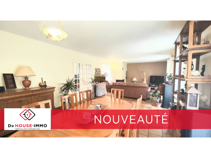 Maison de 241m² - 9 pièces