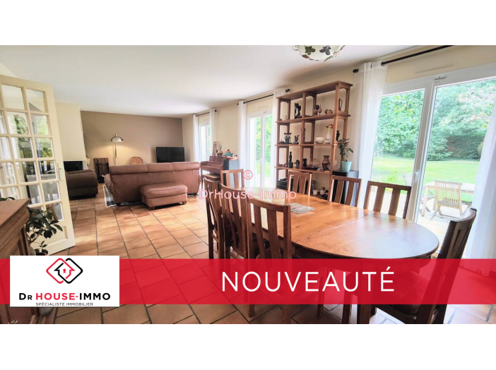 Maison de 241m² - 9 pièces