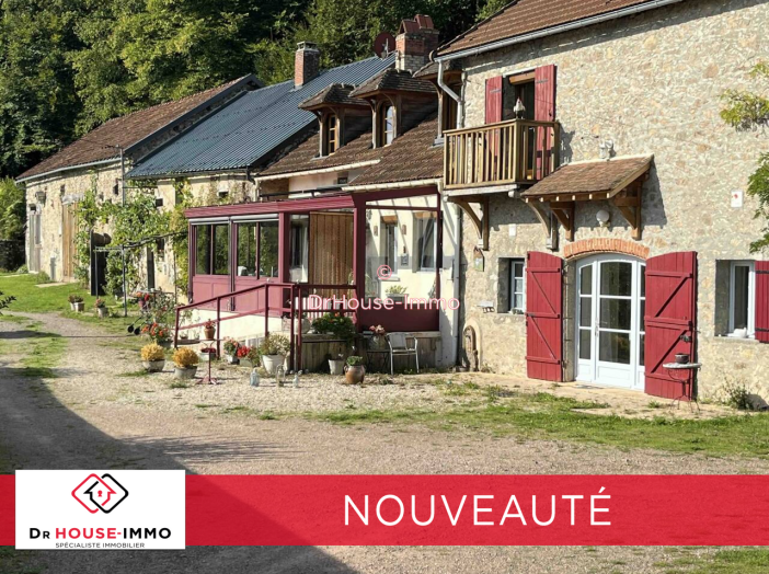 Maison de 254m² - 12 pièces