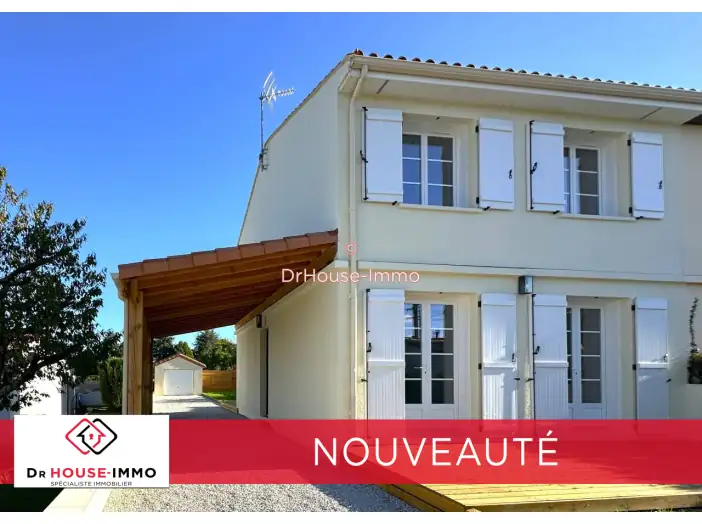 Maison 4 pièces de 73 m² - Linars (16730)