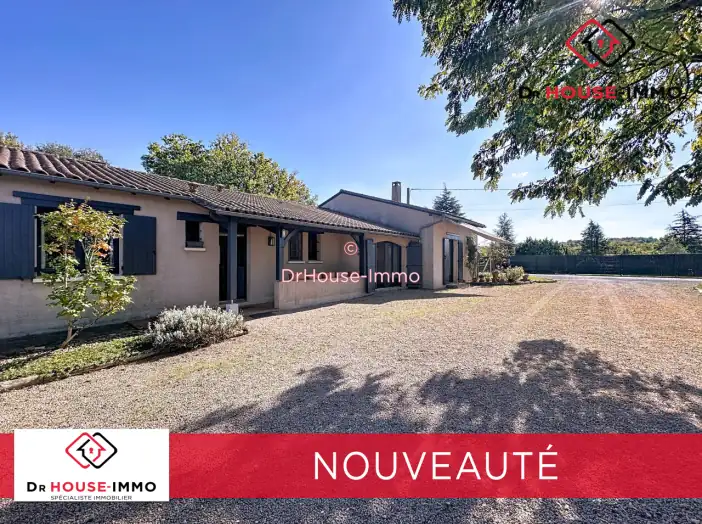 Maison 6 pièces de 155 m² - Eyvirat (24460)