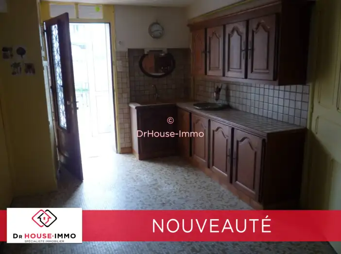 Maison 6 pièces de 82 m² - Neuillé-Pont-Pierre (37360)