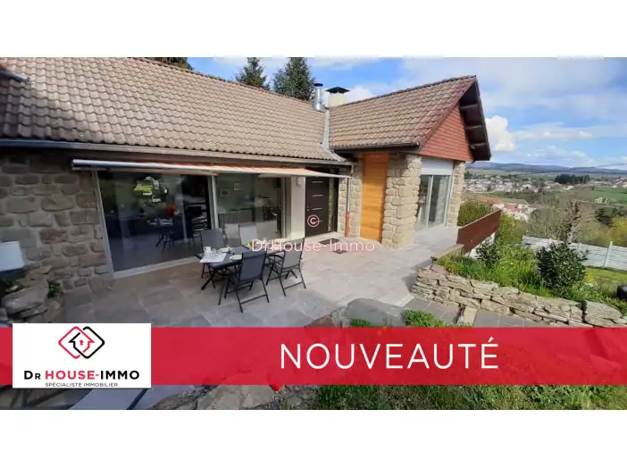 Maison 10 pièces de 273 m² - Langogne (48300)