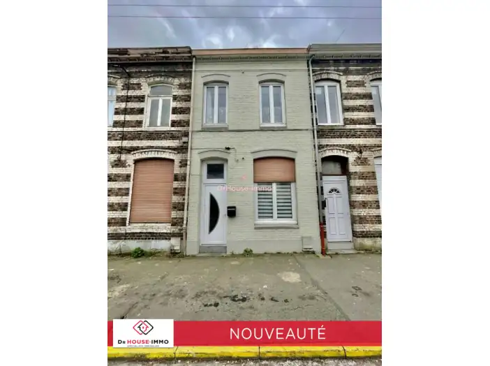 Maison 7 pièces de 100 m² - Quiévrechain (59920)