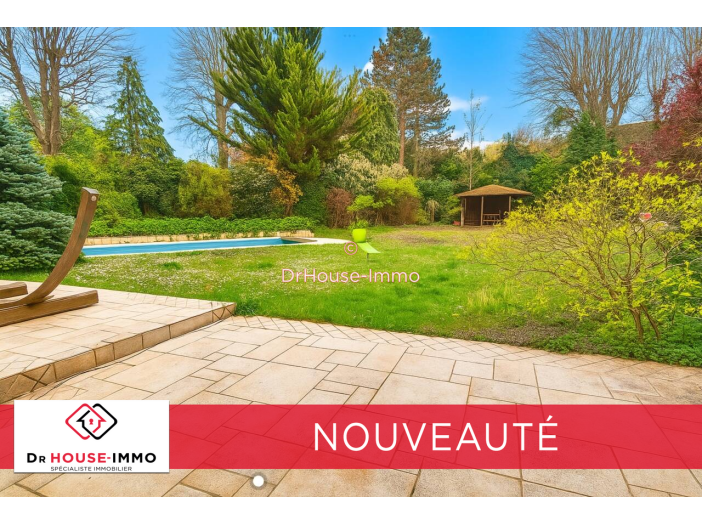 Maison de 600m² - 12 pièces